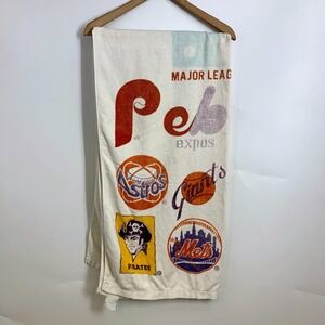 MLB Baseball Vintage 1980's Team Logos 31x60  Terry Cloth Beach Towel‎